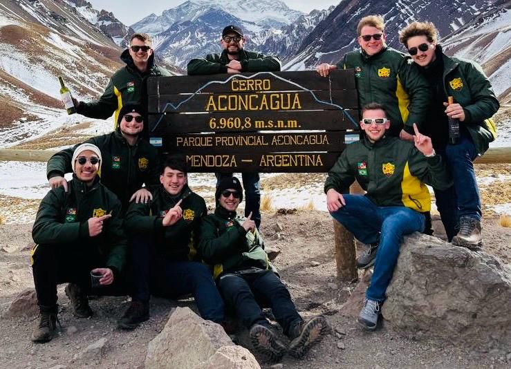 Jovens de Garibaldi refazem rota dos pais em expedição épica pelos Andes