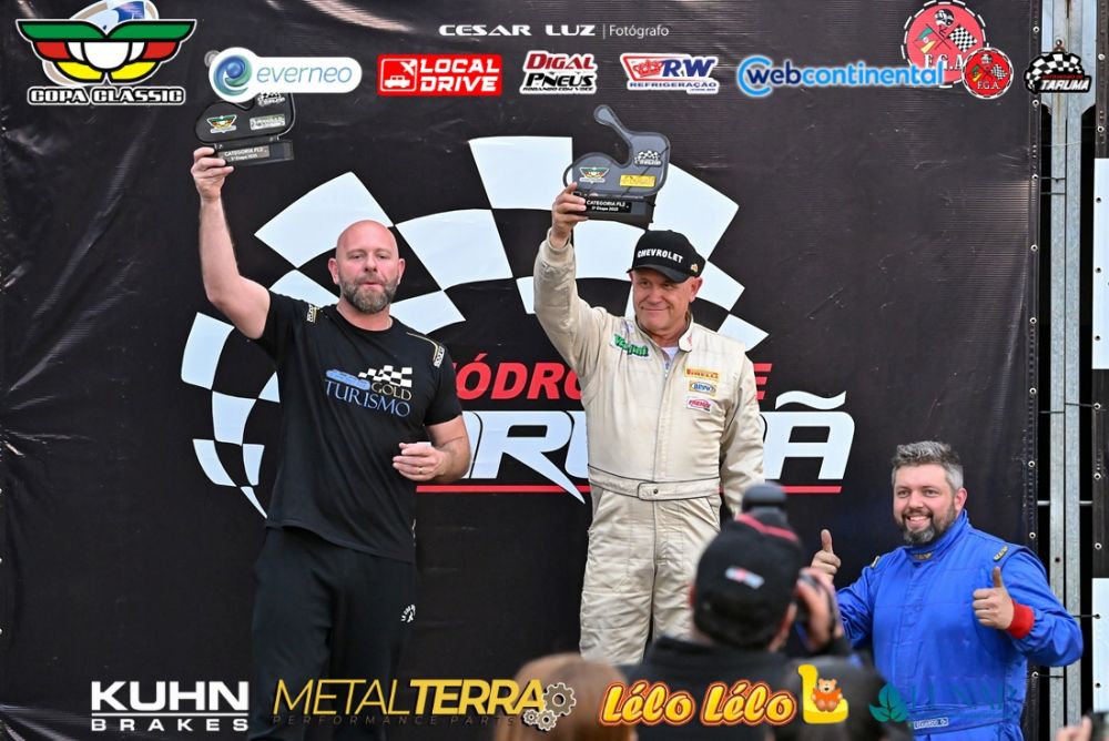 Acelerando forte, José Valentini garante o título de campeão da Copa Classic 2025