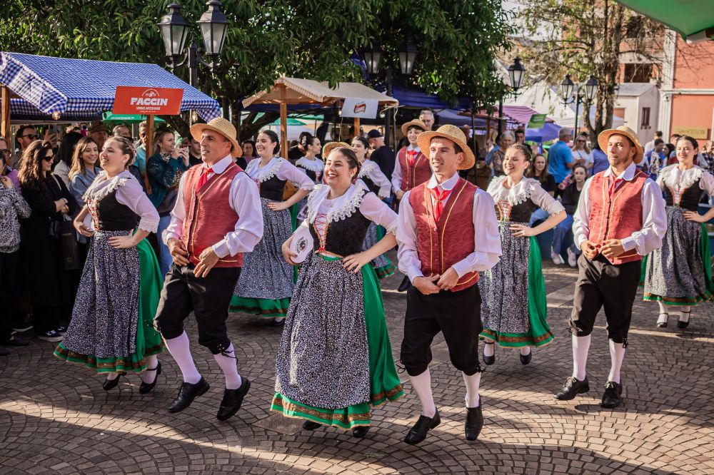 Vieni Vivere la Vita Festival reúne cerca de 18 mil pessoas em Monte Belo do Sul   