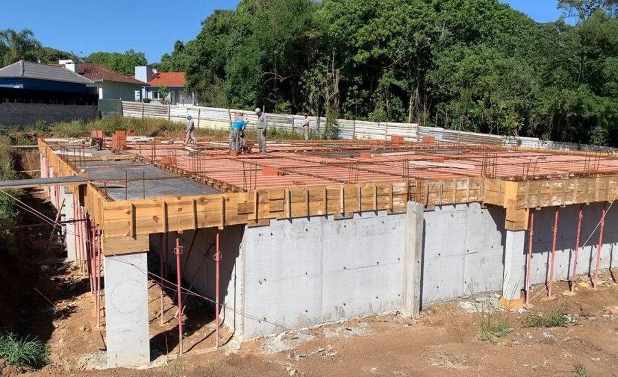 Nova UBS da Ponte Seca ganha forma e já avança para o segundo piso