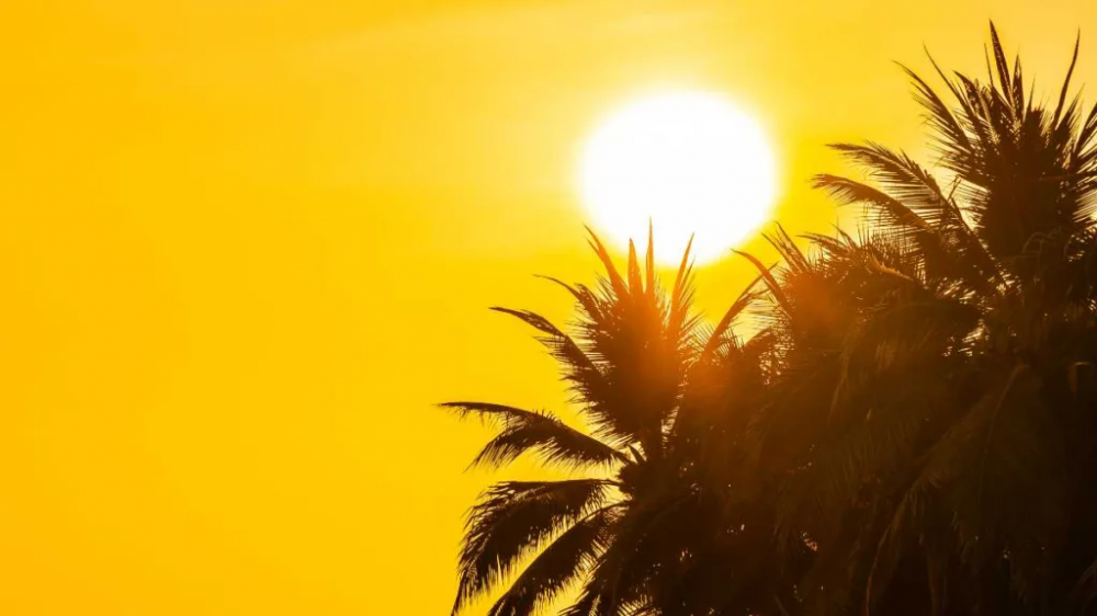 Verão começa neste domingo e abre sequência de oito dias com chuva e calor 