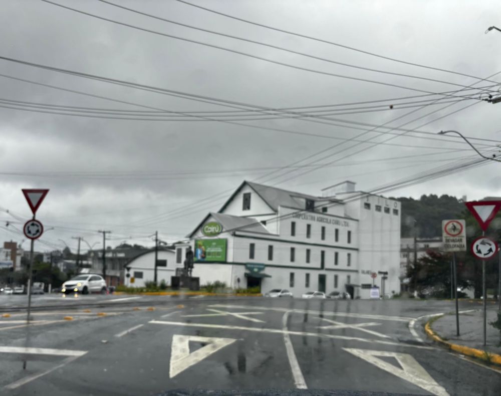 Semana inicia com chuva e temperaturas mais baixas em Garibaldi e Carlos Barbosa