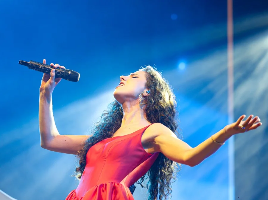 Cantora de Carlos Barbosa leva clássicos italianos ao palco de Porto Alegre