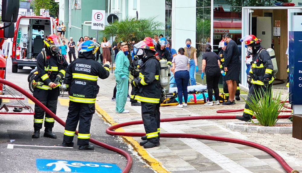 Simulado de emergência no Hospital São Pedro mobiliza 55 pessoas