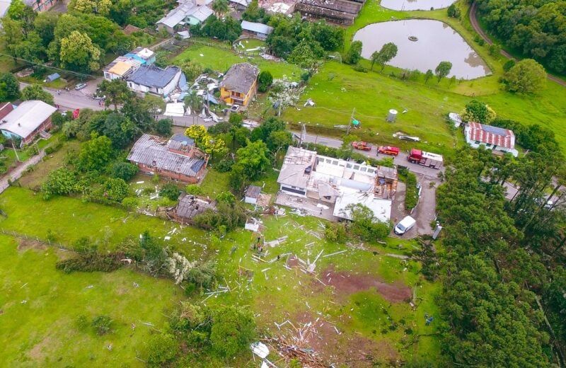 Alunos da escola destruída em Vila Rica vão ser realocados em outra instituição
