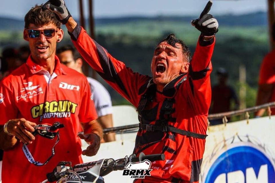 Morre a lenda do Motocross brasileiro Milton "Chumbinho" Becker