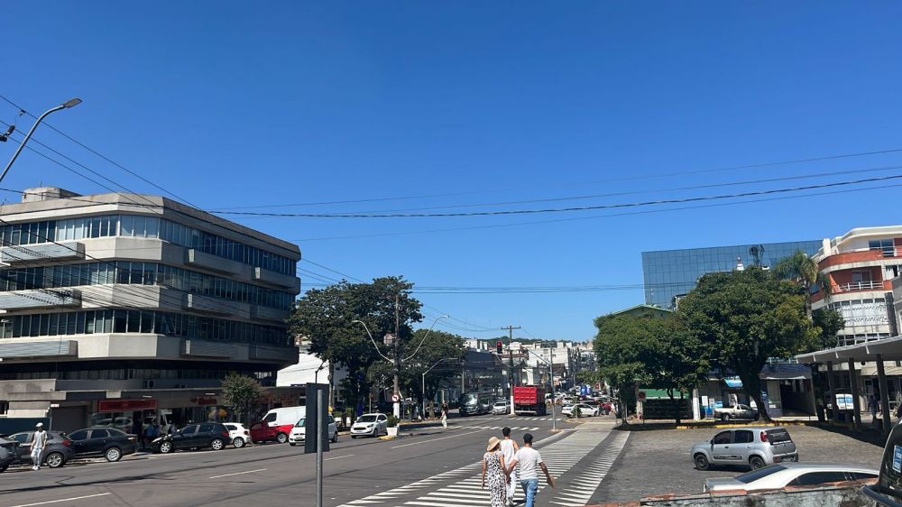 Sábado e domingo terão instabilidade, queda nas temperaturas e chuva