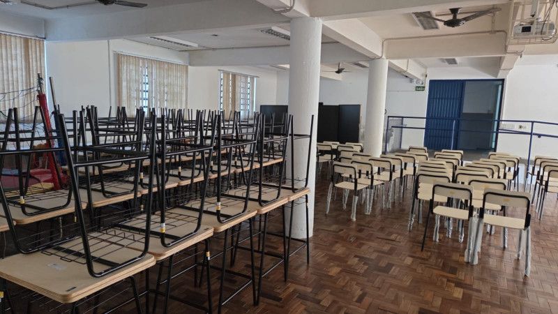 Salas de aula ganham cara nova em Garibaldi com entrega de novo mobiiário