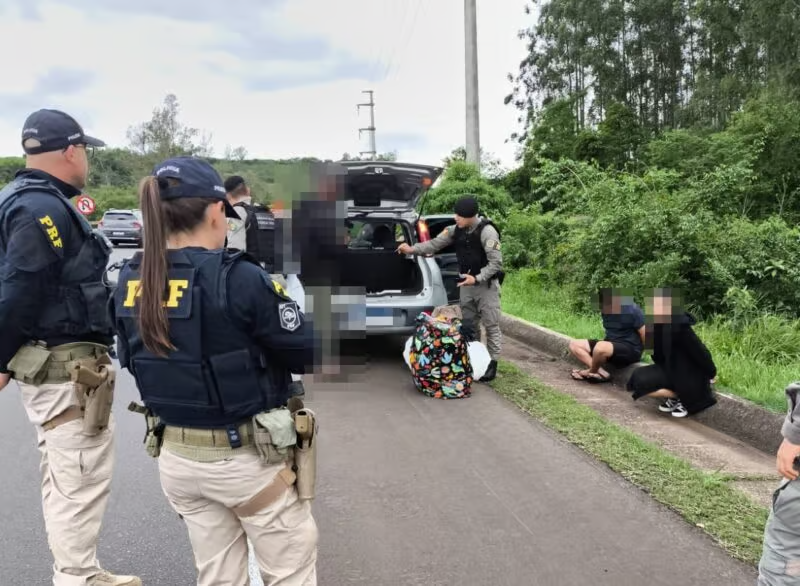Casal é preso na ERS-122 após furtos em lojas de Bento Gonçalves e fuga da polícia
